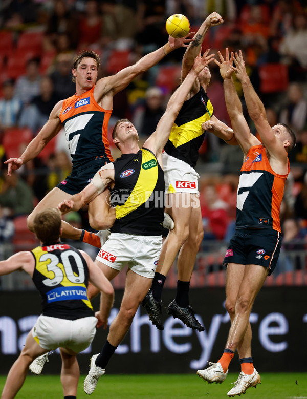 AFL 2025 Round 12 - GWS v Richmond - A-59762812