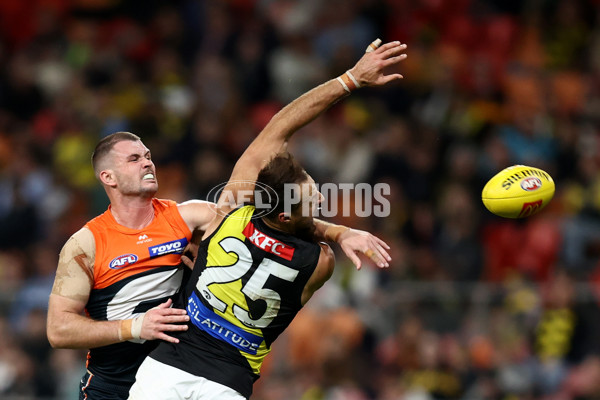 AFL 2025 Round 12 - GWS v Richmond - A-59762840