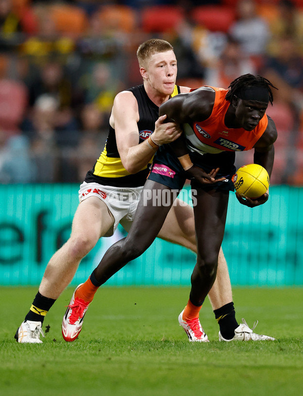 AFL 2025 Round 12 - GWS v Richmond - A-59762876