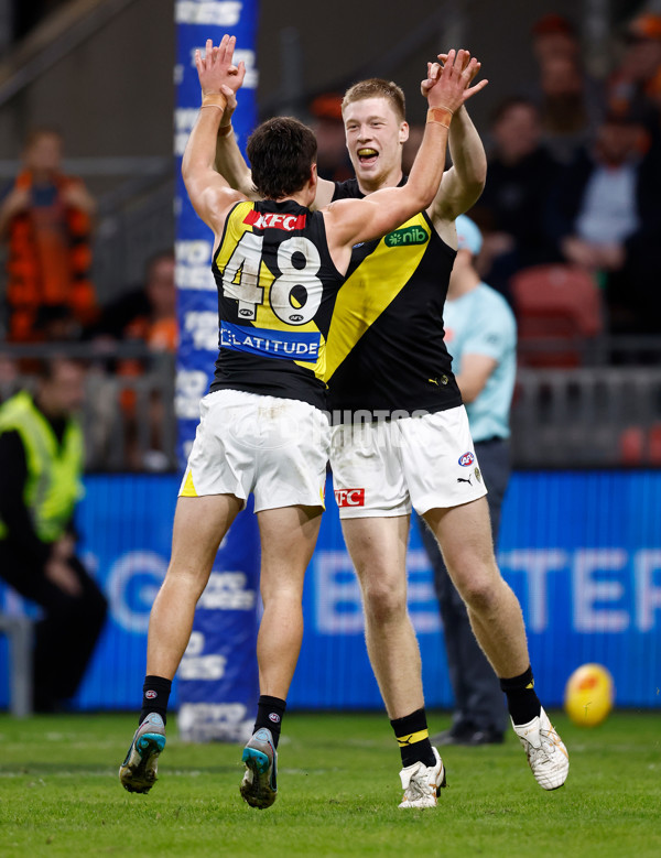 AFL 2025 Round 12 - GWS v Richmond - A-59763257
