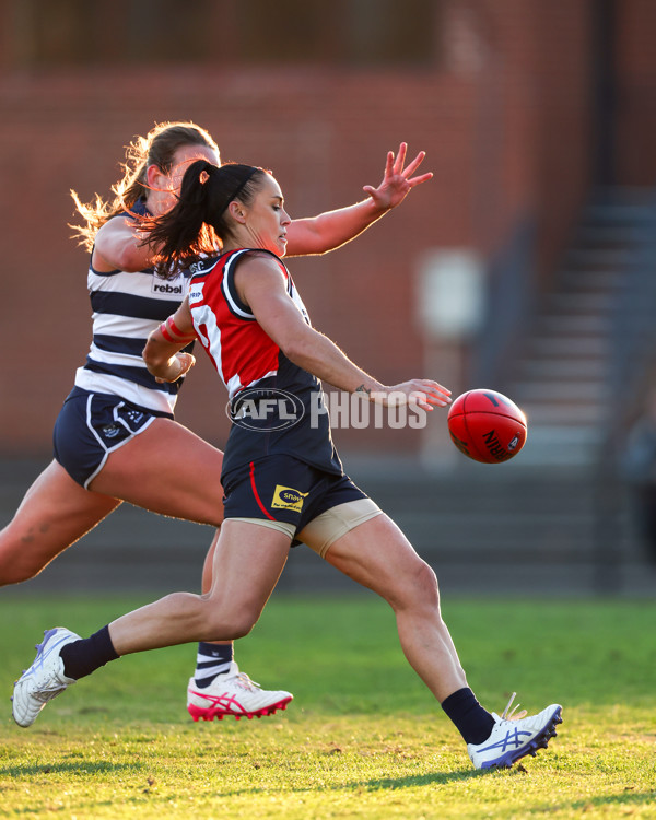 VFLW 2025 Round 07 - Darebin Falcons v Geelong Cats - A-59763313