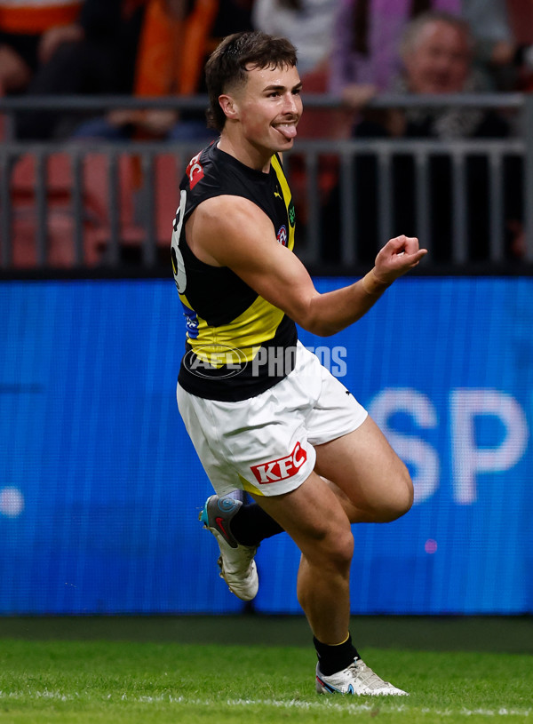 AFL 2025 Round 12 - GWS v Richmond - A-59765560