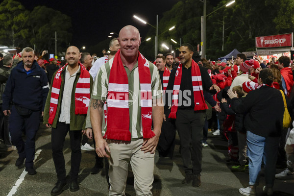 AFL 2025 Round 12 - Sydney v Adelaide - A-59765615