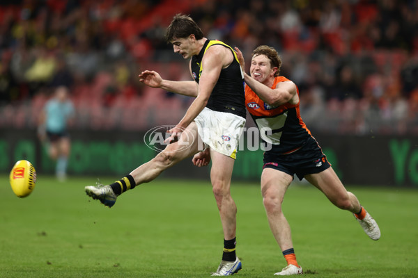 AFL 2025 Round 12 - GWS v Richmond - A-59766165
