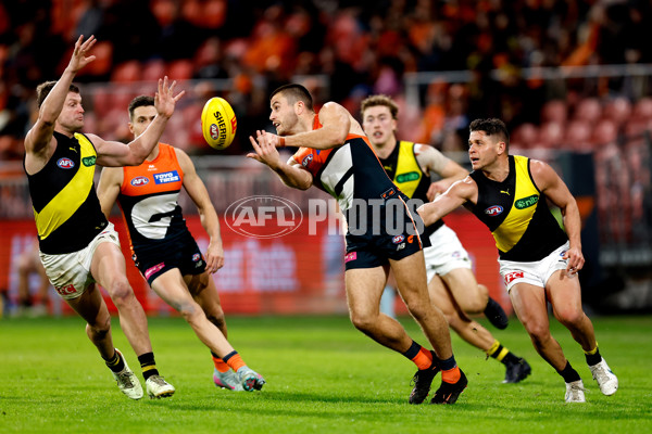AFL 2025 Round 12 - GWS v Richmond - A-59766178
