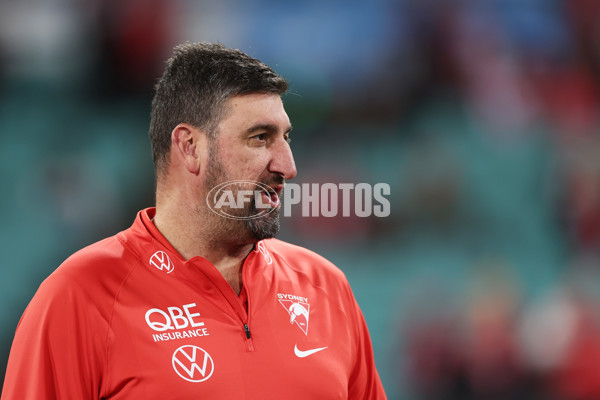AFL 2025 Round 12 - Sydney v Adelaide - A-59766227