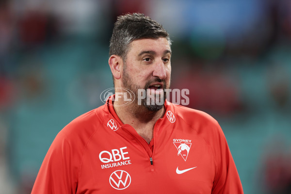 AFL 2025 Round 12 - Sydney v Adelaide - A-59766228