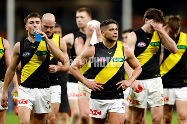 AFL 2025 Round 12 - GWS v Richmond - A-59768885