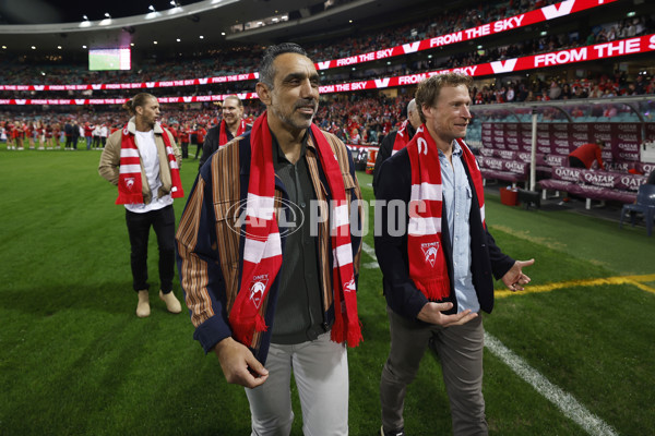 AFL 2025 Round 12 - Sydney v Adelaide - A-59771093