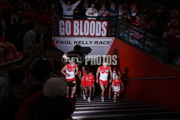 AFL 2025 Round 12 - Sydney v Adelaide - A-59771100