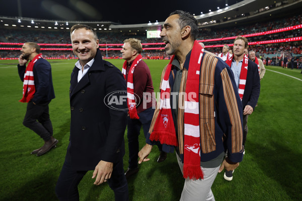 AFL 2025 Round 12 - Sydney v Adelaide - A-59771108