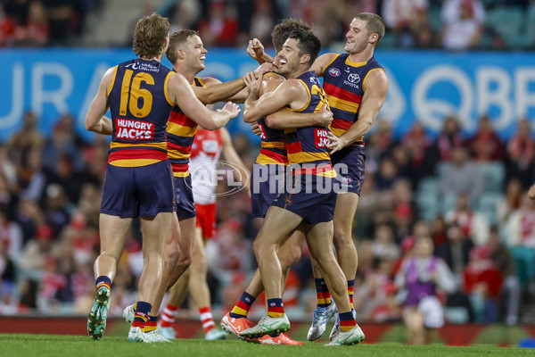 AFL 2025 Round 12 - Sydney v Adelaide - A-59771653