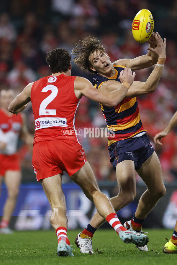 AFL 2025 Round 12 - Sydney v Adelaide - A-59773826