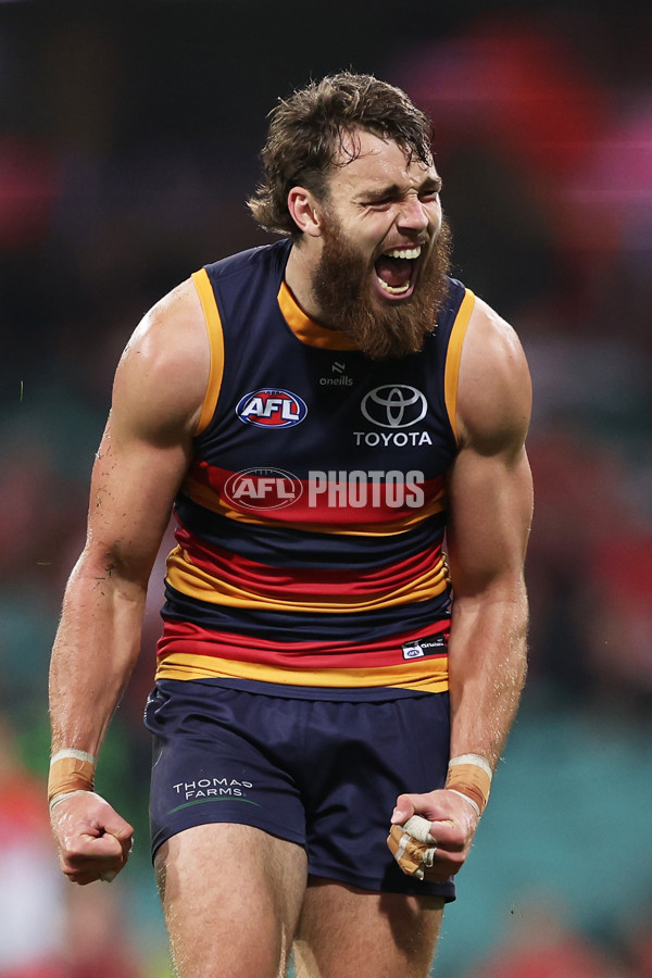 AFL 2025 Round 12 - Sydney v Adelaide - A-59773834