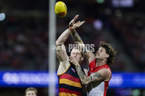 AFL 2025 Round 12 - Sydney v Adelaide - A-59773863