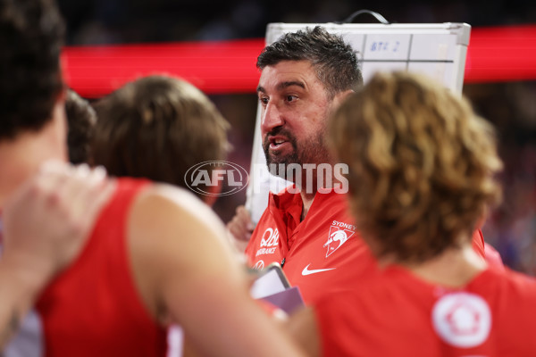 AFL 2025 Round 12 - Sydney v Adelaide - A-59774532