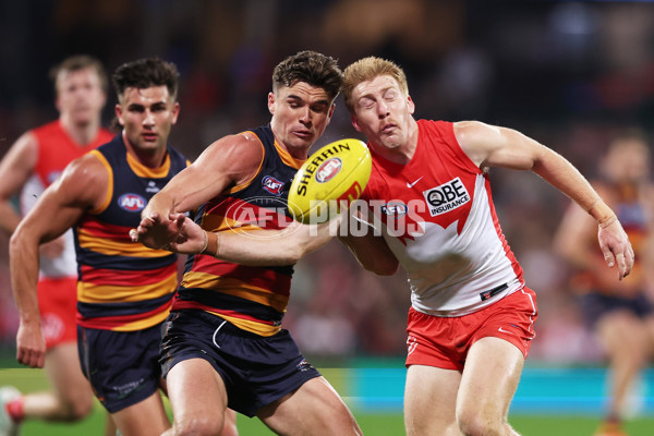AFL 2025 Round 12 - Sydney v Adelaide - A-59774556