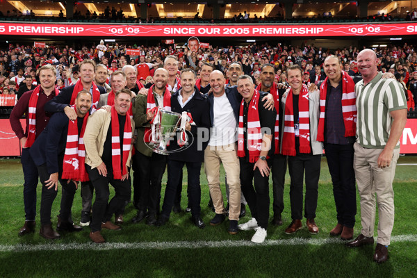 AFL 2025 Round 12 - Sydney v Adelaide - A-59774562