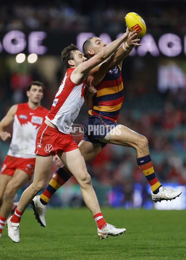 AFL 2025 Round 12 - Sydney v Adelaide - A-59776351