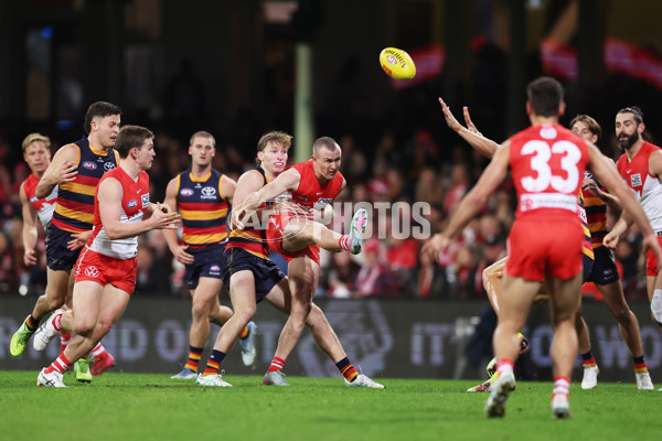 AFL 2025 Round 12 - Sydney v Adelaide - A-59776353