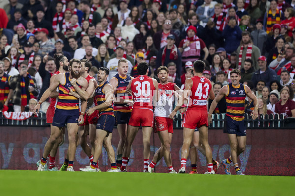 AFL 2025 Round 12 - Sydney v Adelaide - A-59776380