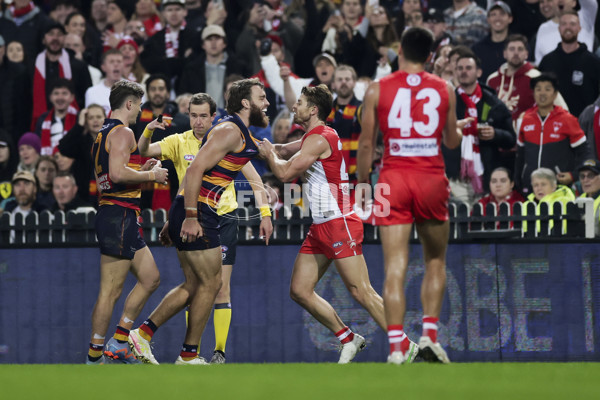 AFL 2025 Round 12 - Sydney v Adelaide - A-59776382