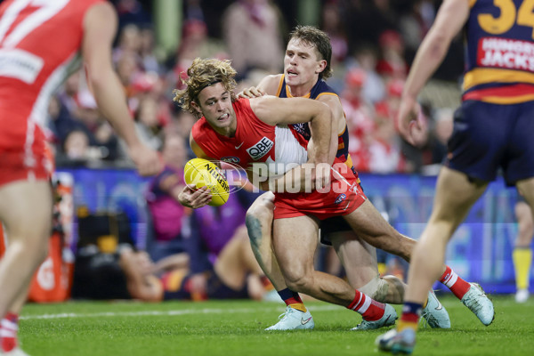 AFL 2025 Round 12 - Sydney v Adelaide - A-59776417