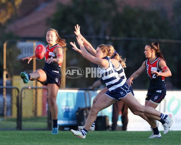 VFLW 2025 Round 07 - Darebin Falcons v Geelong Cats - A-59777604