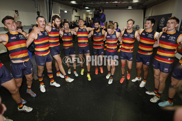 AFL 2025 Round 12 - Sydney v Adelaide - A-59777639