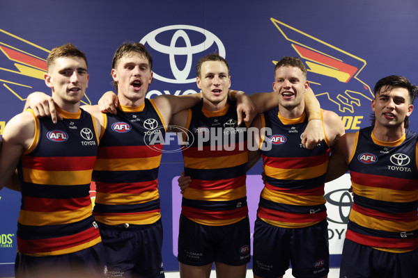 AFL 2025 Round 12 - Sydney v Adelaide - A-59777641