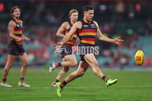 AFL 2025 Round 12 - Sydney v Adelaide - A-59780335