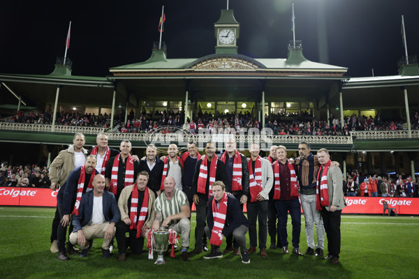 AFL 2025 Round 12 - Sydney v Adelaide - A-59780345