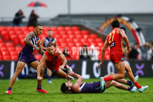 AFL 2025 Round 12 - Gold Coast v Fremantle - A-59783092