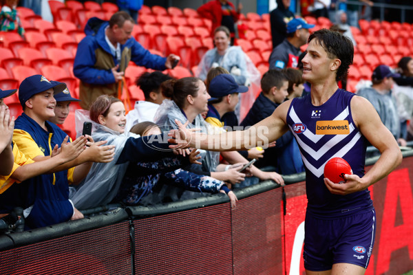 AFL 2025 Round 12 - Gold Coast v Fremantle - A-59783096