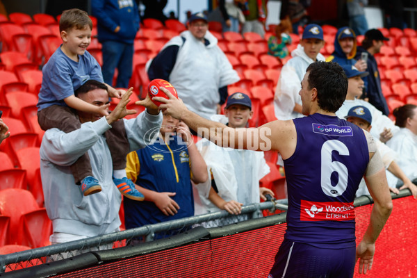 AFL 2025 Round 12 - Gold Coast v Fremantle - A-59783099
