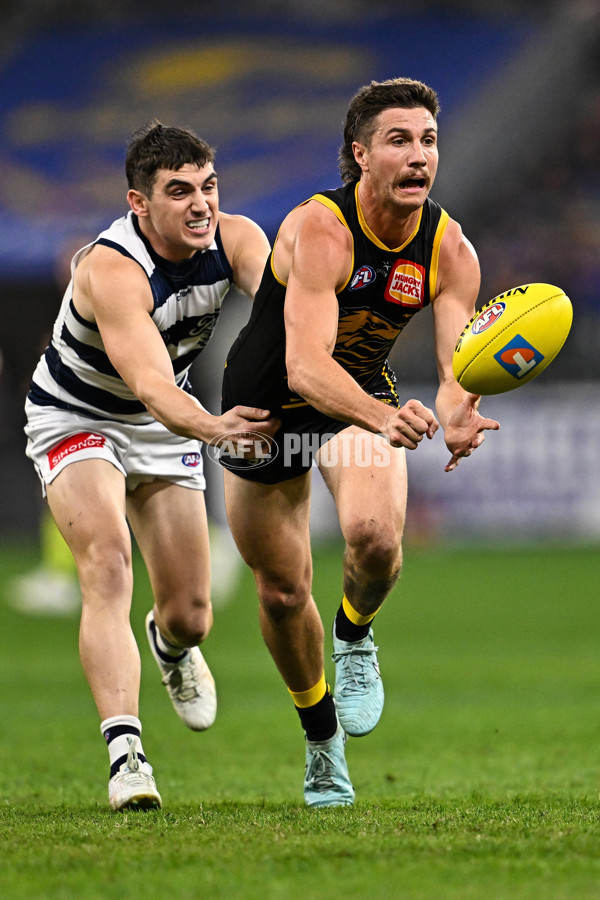 AFL 2025 Round 12 - West Coast v Geelong - A-59799866