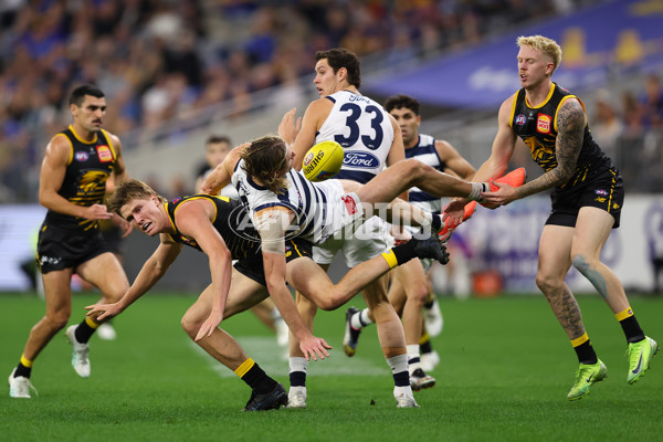 AFL 2025 Round 12 - West Coast v Geelong - A-59800370