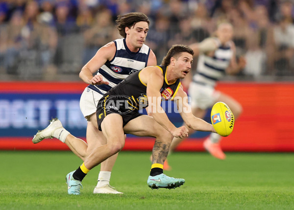 AFL 2025 Round 12 - West Coast v Geelong - A-59802310
