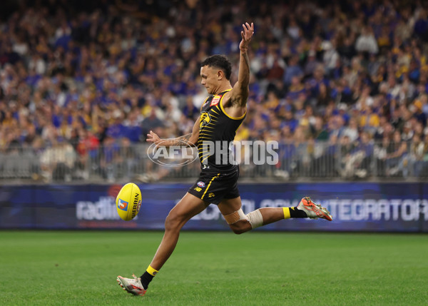 AFL 2025 Round 12 - West Coast v Geelong - A-59802557