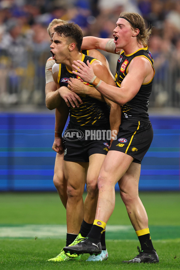 AFL 2025 Round 12 - West Coast v Geelong - A-59804941