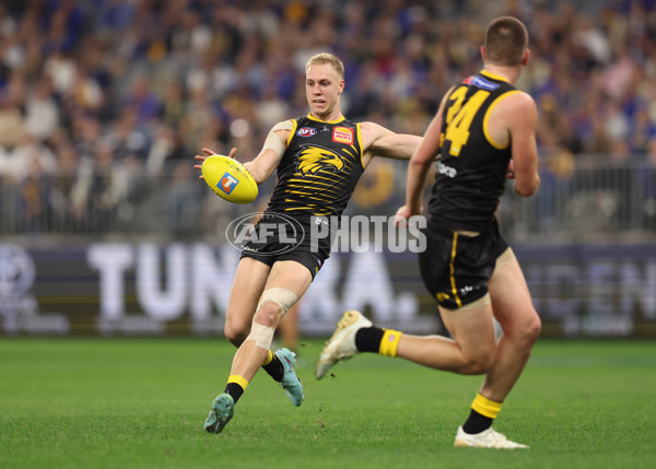 AFL 2025 Round 12 - West Coast v Geelong - A-59804954