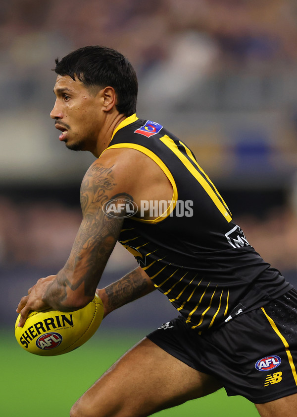 AFL 2025 Round 12 - West Coast v Geelong - A-59807625