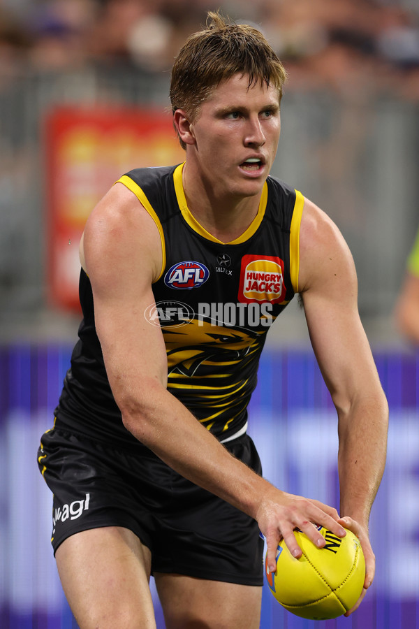 AFL 2025 Round 12 - West Coast v Geelong - A-59809217