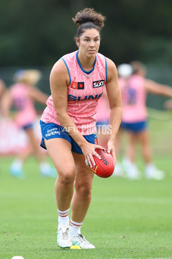 AFLW 2025 Training - Gold Coast 020625 - A-59816317