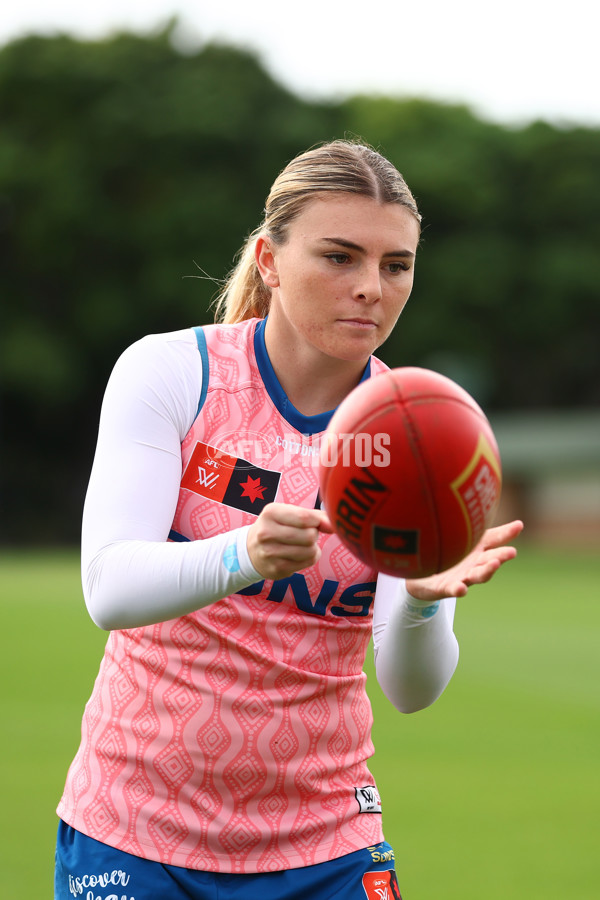 AFLW 2025 Training - Gold Coast 020625 - A-59817002