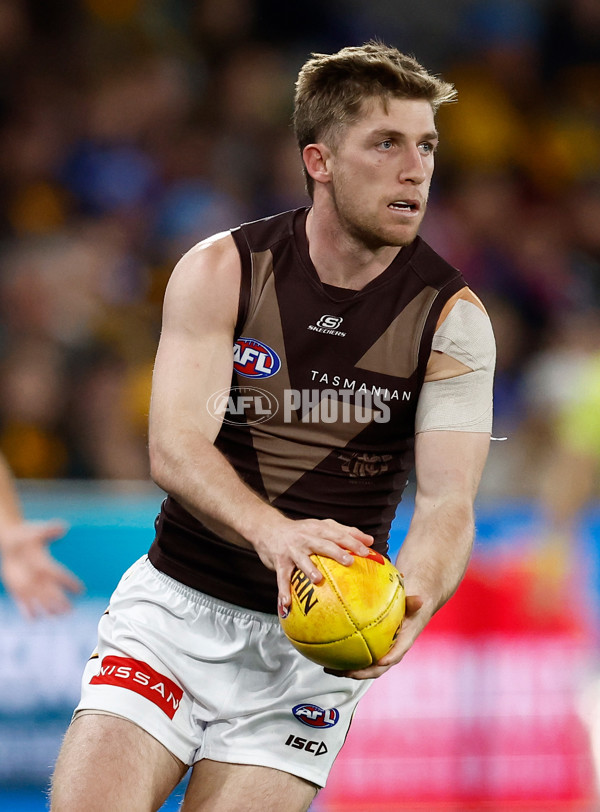 AFL 2025 Round 13 - Western Bulldogs v Hawthorn - A-59833863