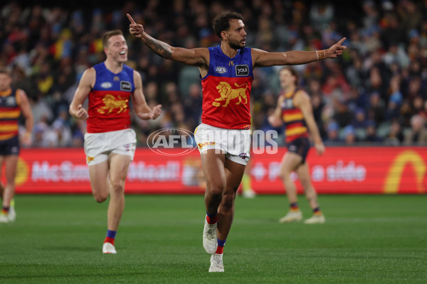 AFL 2025 Round 13 - Adelaide v Brisbane - A-59846919