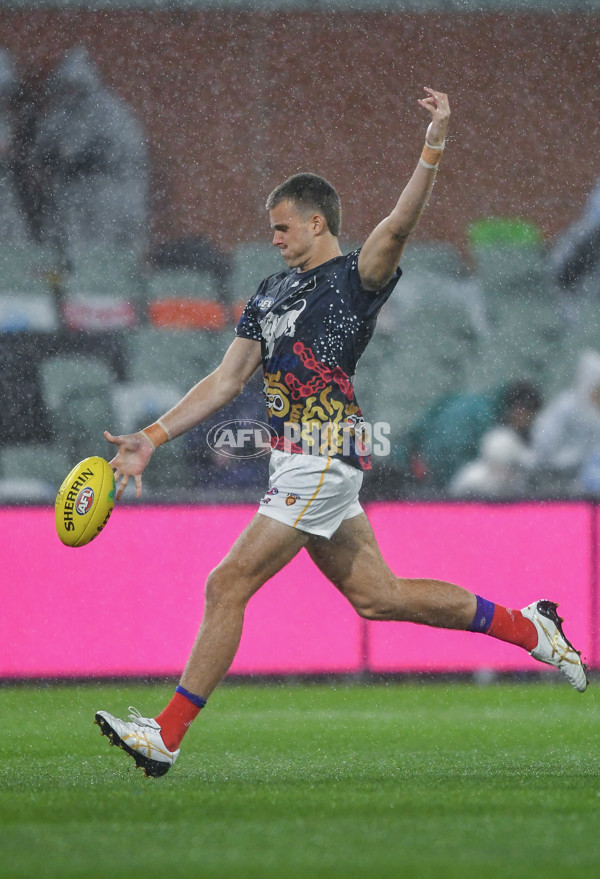 AFL 2025 Round 13 - Adelaide v Brisbane - A-59847700