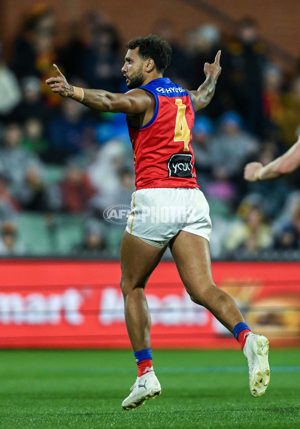 AFL 2025 Round 13 - Adelaide v Brisbane - A-59850413