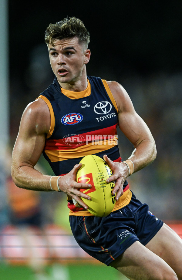 AFL 2025 Round 13 - Adelaide v Brisbane - A-59850636